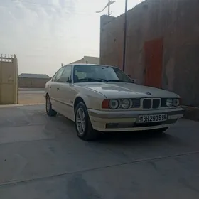 BMW 525 1989