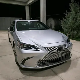 Lexus ES 350 2020