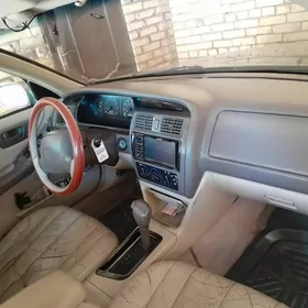 Toyota Avalon 1999