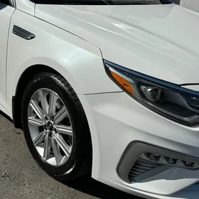 Kia Optima 2018