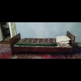 кровать односпальная