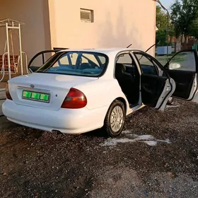 Hyundai Sonata 1997