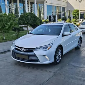 Toyota Camry 2016