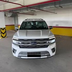 Ford Expedition 2023