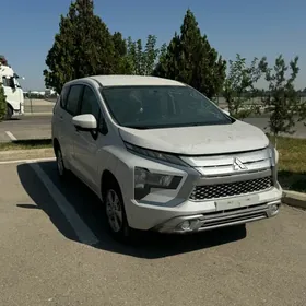 Mitsubishi Xpander 2023