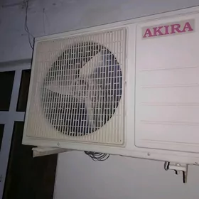 Akira