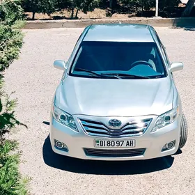 Toyota Camry 2010