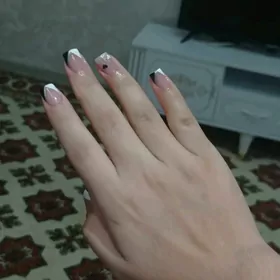 Naraşiwiniya dyrnak