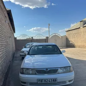 Toyota Avalon 1999