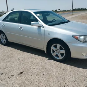 Toyota Camry 2005
