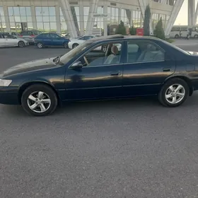 Toyota Camry 1999