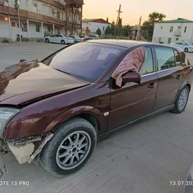 Opel Signum 2005