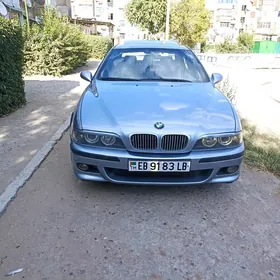 BMW E39 1998