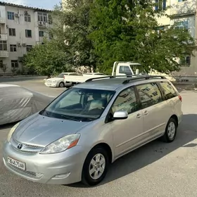 Toyota Sienna 2007