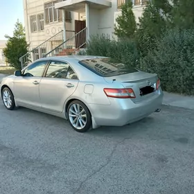 Toyota Camry 2010