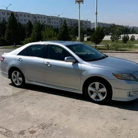 Toyota Camry 2011