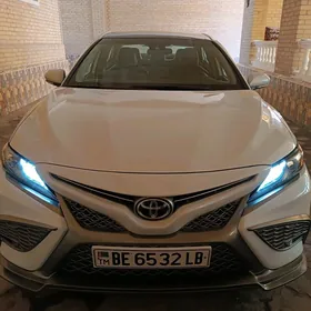 Toyota Camry 2022