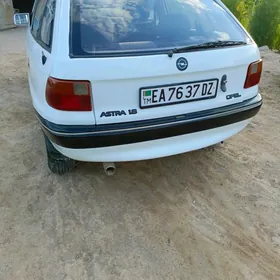Opel Astra 1992