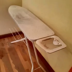 Гладильный стол