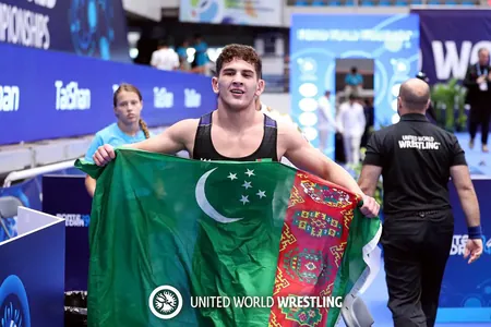 Алп Арслан Бегенджов взял бронзу на юниорском чемпионате Азии по вольной борьбе