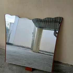 Yuz gorulyan ayna