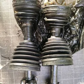 Granat Hilux