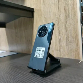Tecno Camon 30