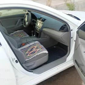 Toyota Camry 2010