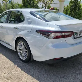 Toyota Camry 2018