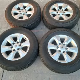 PRADO ORGINAL R17