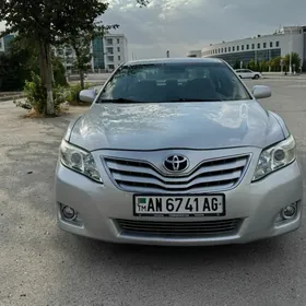 Toyota Camry 2010