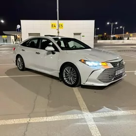 Toyota Avalon 2019