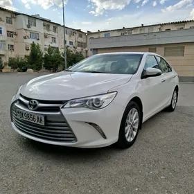 Toyota Camry 2017