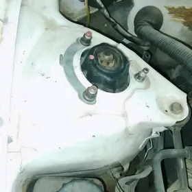 Toyota Avalon 1998