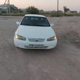 Toyota Camry 1997