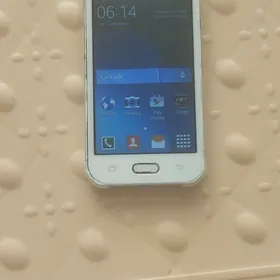 Samsung j1ace
