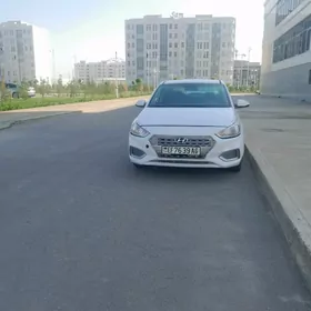 Hyundai Accent 2021