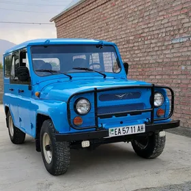 UAZ 469 2001