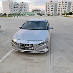 Hyundai Elantra 2020