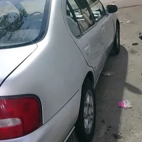 Nissan Altima 2001