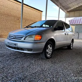 Toyota Sienna 2002