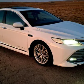 Toyota Camry 2018