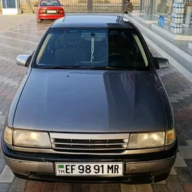 Opel Vectra 1992