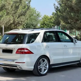 Mercedes-Benz ML350 2013
