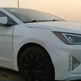 Hyundai Elantra 2020