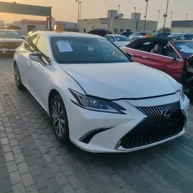 Lexus ES 350 2021