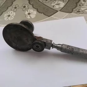 Машинка закаточная