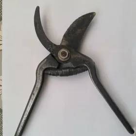 Секаторы ножницы садовые