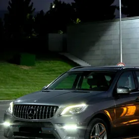 Mercedes-Benz ML350 2015
