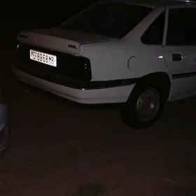 Opel Vectra 1990
